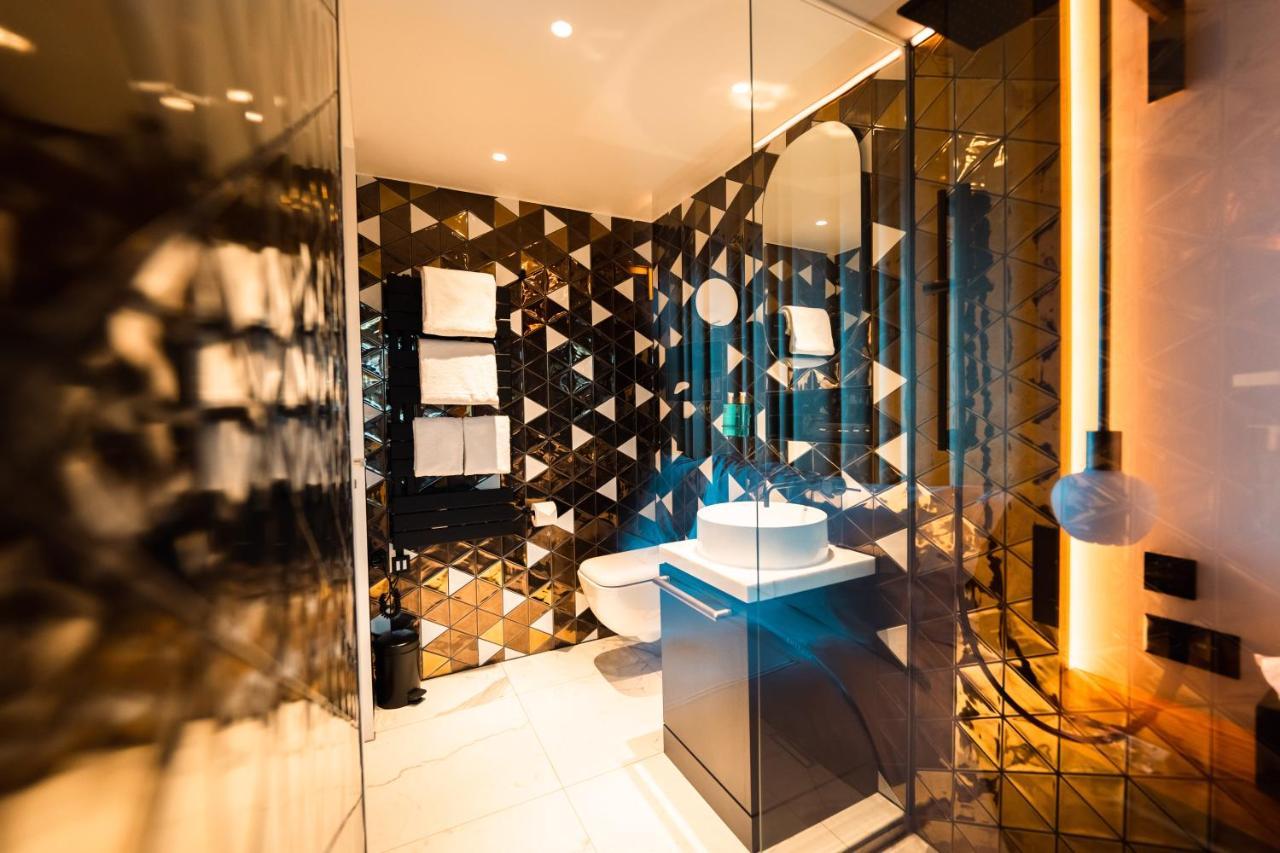 Superior East Wing Rooms By Five Zurich Extérieur photo